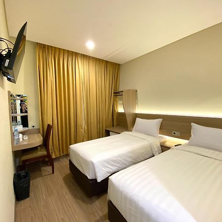 Grand Pasundan Convention Hotel Bandung Dış mekan fotoğraf