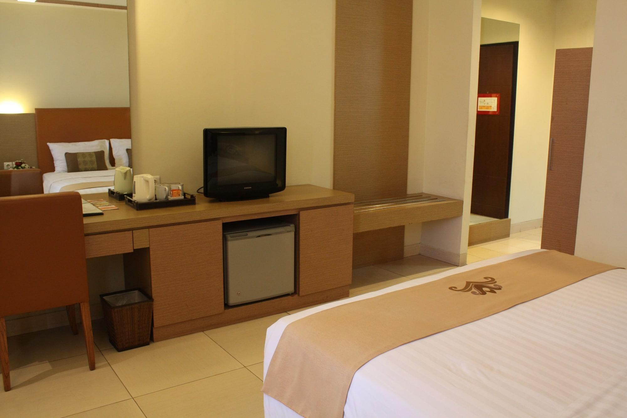 Grand Pasundan Convention Hotel Bandung Dış mekan fotoğraf