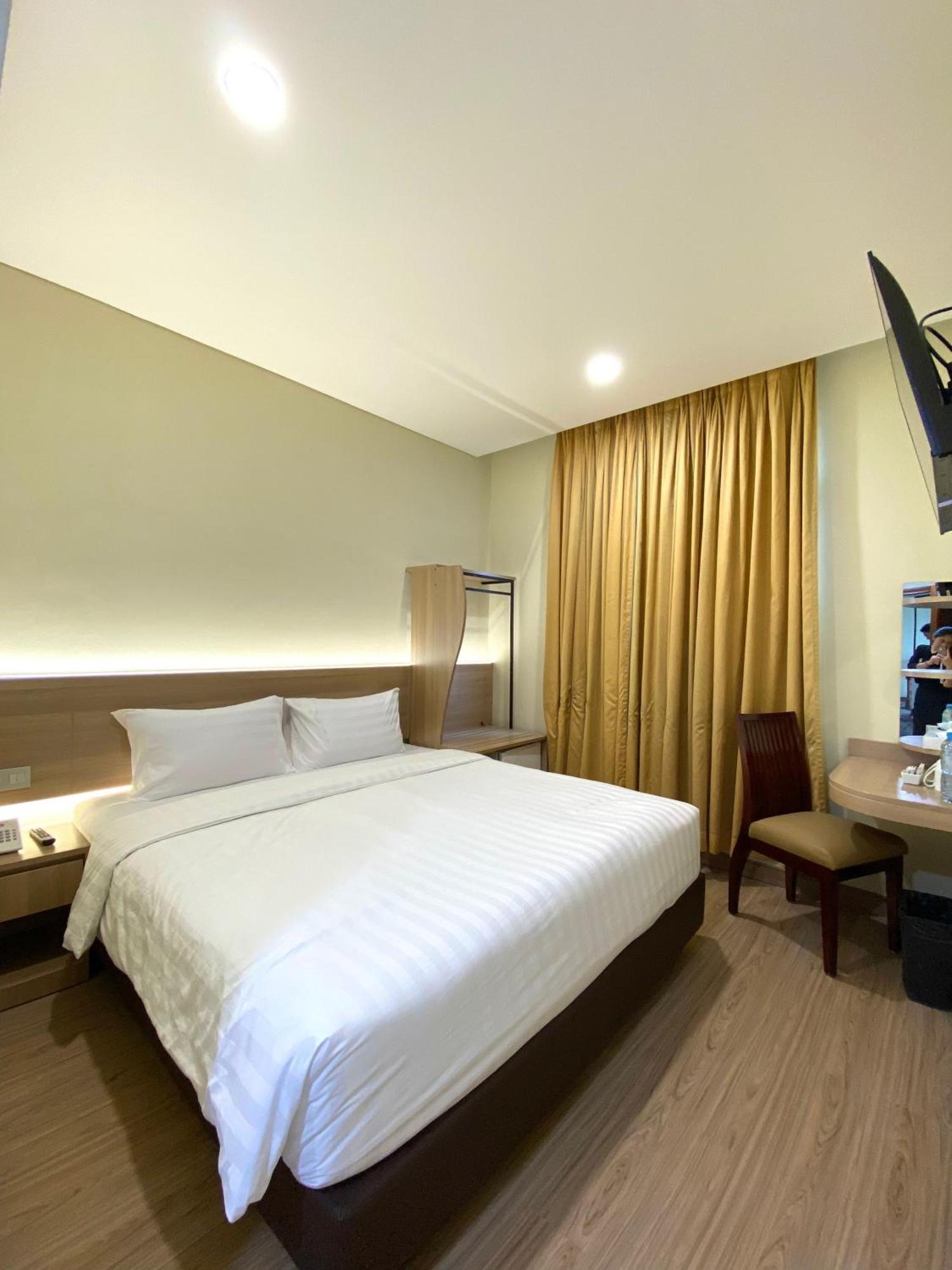 Grand Pasundan Convention Hotel Bandung Dış mekan fotoğraf